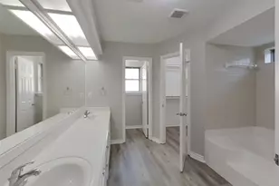 15806 Crystal Brook Dr, Houston, TX 77068 - Photo 16