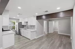 5718 Cherry, Houston, TX 77026 - Photo 10