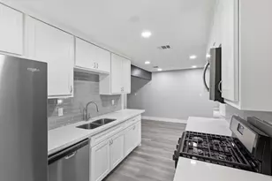 5718 Cherry, Houston, TX 77026 - Photo 8