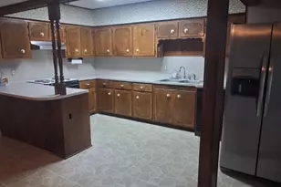 1116 Southampton St, Angleton, TX 77515 - Photo 14
