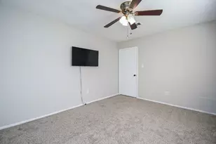 9527 Willow Wood Ln, Houston, TX 77086 - Photo 14