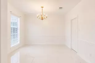 423 Blossomwood Dr, League City, TX 77573 - Photo 6