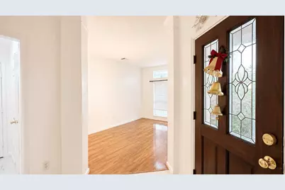 423 Blossomwood Drive, League City, TX 77573 - Photo 4