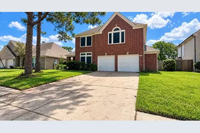 423 Blossomwood Drive, League City, TX 77573 - Photo 2