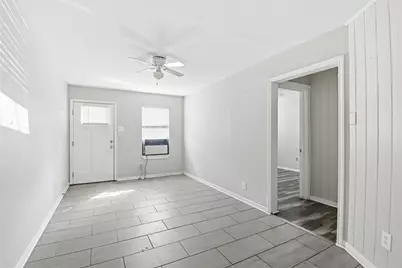 5010 Ennis Street #3, Houston, TX 77004 - Photo 6