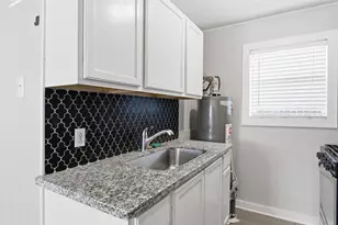 5010 Ennis St, Houston, TX 77004 - Photo 4