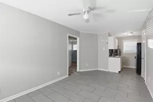 5010 Ennis St, Houston, TX 77004 - Photo 2