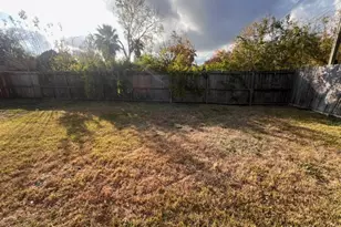 2146 Minnesota St, Houston, TX 77034 - Photo 20