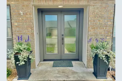 495 Yorktown Lane, Beaumont, TX 77707 - Photo 2