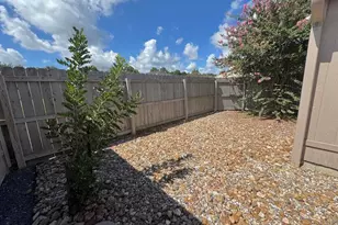 495 Yorktown Ln, Beaumont, TX 77707 - Photo 28