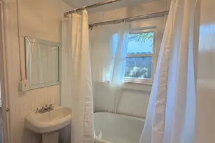 306 Jones St, Columbus, TX 78934 - Photo 16
