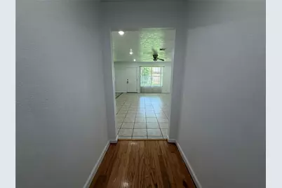 9911 Cardinal Street, La Porte, TX 77571 - Photo 4