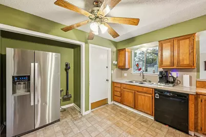 2918 Crest Park Drive, Houston, TX 77082 - Photo 16