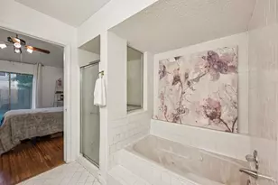 2918 Crest Park Dr, Houston, TX 77082 - Photo 22