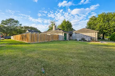 2918 Crest Park Drive, Houston, TX 77082 - Photo 32