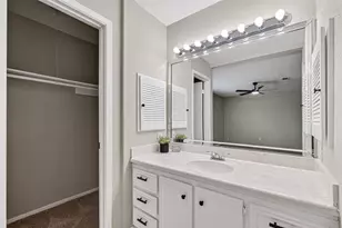 16615 Barcelona Dr, Friendswood, TX 77546 - Photo 40