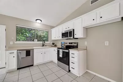 16615 Barcelona Drive, Friendswood, TX 77546 - Photo 14