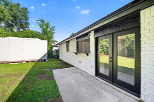 16615 Barcelona Dr, Friendswood, TX 77546 - Photo 40