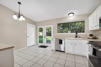 16615 Barcelona Drive, Friendswood, TX 77546 - Photo 18