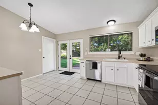 16615 Barcelona Dr, Friendswood, TX 77546 - Photo 18