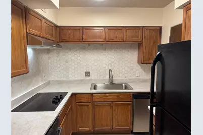 2700 Bellefontaine Street #B8, Houston, TX 77025 - Photo 6