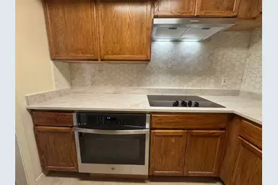 2700 Bellefontaine Street #B8, Houston, TX 77025 - Photo 12