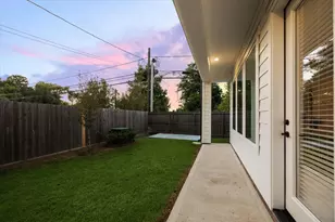 1848 W Tidwell Rd, Houston, TX 77091 - Photo 32