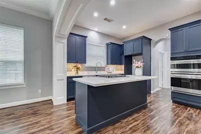 9 Versante Court, Houston, TX 77070 - Photo 8