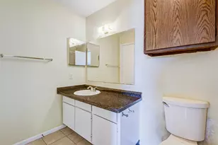 2750 Holly Hall St, Houston, TX 77054 - Photo 12