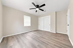 5806 Clarewood Dr, Houston, TX 77081 - Photo 20