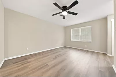 5806 Clarewood Drive #A, Houston, TX 77081 - Photo 10