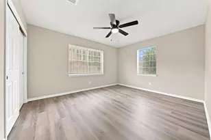 5806 Clarewood Dr, Houston, TX 77081 - Photo 26