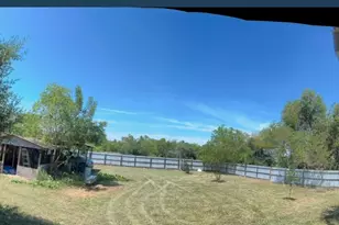 778 Evergreen Rd, Fresno, TX 77545 - Photo 1