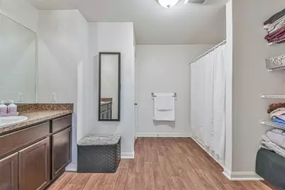 2050 Wilde Elm Drive, Houston, TX 77090 - Photo 12