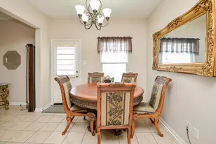 858 Driftwood Ln, La Marque, TX 77568 - Photo 6