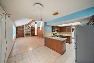 5523 Greenhill Forest Dr, Houston, TX 77088 - Photo 16