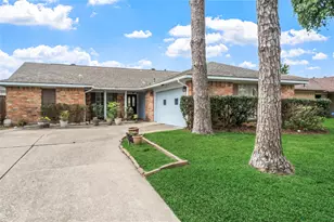 5523 Greenhill Forest Dr, Houston, TX 77088 - Photo 1