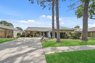5523 Greenhill Forest Drive, Houston, TX 77088 - Photo 26