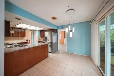 5523 Greenhill Forest Drive, Houston, TX 77088 - Photo 14