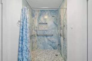 5523 Greenhill Forest Dr, Houston, TX 77088 - Photo 22
