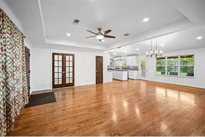 1526 Adkins Road, Houston, TX 77055 - Photo 8
