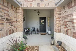 2623 Lost Holly Ln, Conroe, TX 77301 - Photo 2