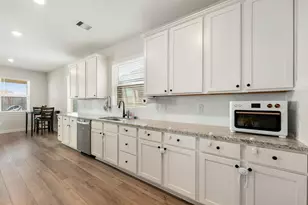 13721 Gaff Rig Dr, Texas City, TX 77510 - Photo 14