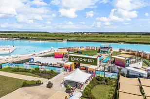 13721 Gaff Rig Dr, Texas City, TX 77510 - Photo 36