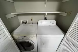 8048 Sands Point Dr, Houston, TX 77036 - Photo 16