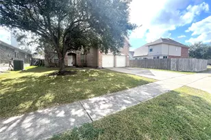 8210 Solara Bend, Houston, TX 77083 - Photo 2