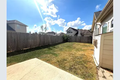 8210 Solara Bend, Houston, TX 77083 - Photo 28