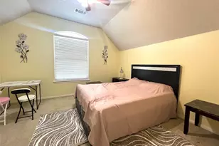 8210 Solara Bend, Houston, TX 77083 - Photo 22