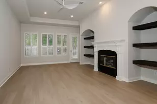 22 Mill Point Pl, The Woodlands, TX 77380 - Photo 14