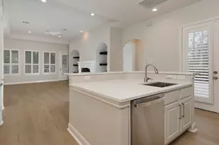 22 Mill Point Pl, The Woodlands, TX 77380 - Photo 16